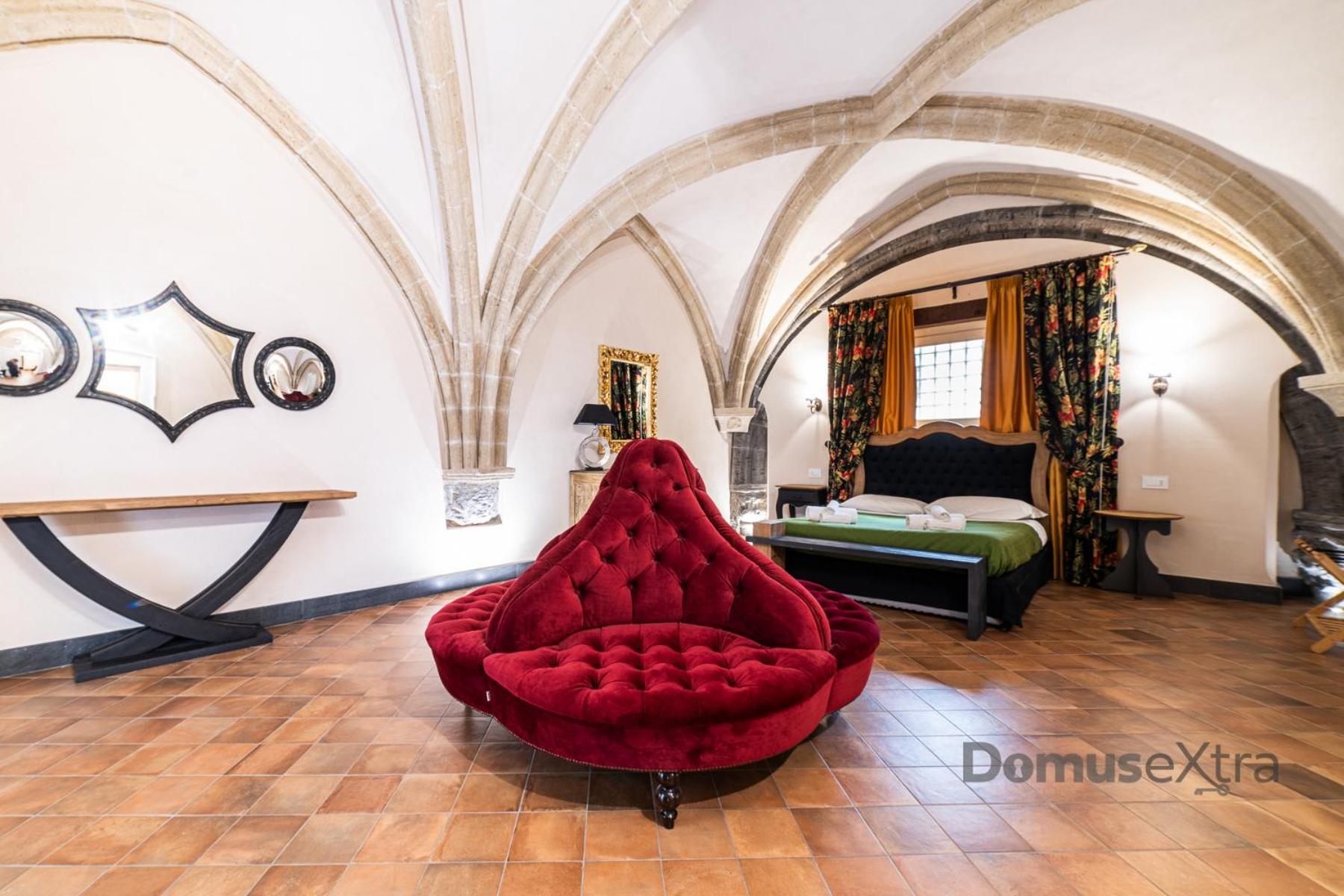 Piazza San Domenico Suite By Domusextra Neapel Exterior foto
